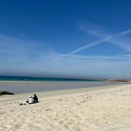 Maison Au Bout Du Pre Hébergement de vacances Goulven