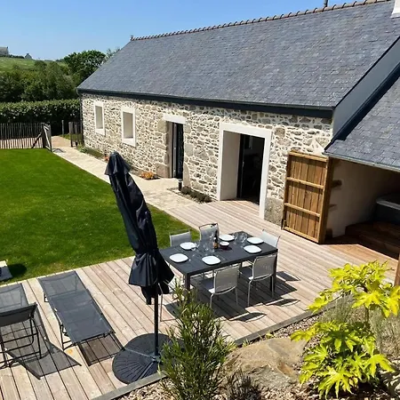 Maison Au Bout Du Pre Hébergement de vacances *